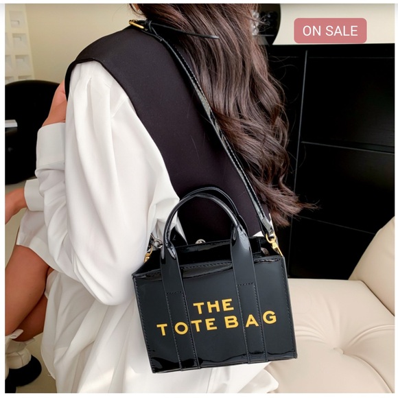 Designer Leather Shoulder Bag - Picture 4 of 5